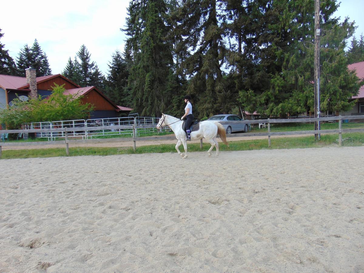 Paradise Acres Ranch Nanoose Bay Dış mekan fotoğraf